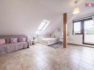 Prodej rodinného domu, Babice, Honzíkova, 272 m2