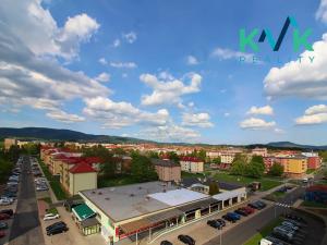 Prodej bytu 4+1, Ostrov, Lidická, 87 m2