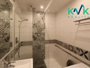 Prodej bytu 4+1, Ostrov, Lidická, 87 m2