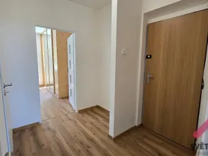 Pronájem bytu 2+1, Praha - Smíchov, K Závěrce, 66 m2