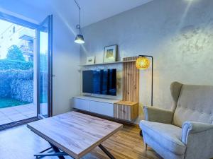Pronájem bytu 1+kk, Praha - Motol, Plzeňská, 32 m2
