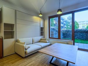 Pronájem bytu 1+kk, Praha - Motol, Plzeňská, 32 m2
