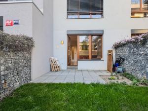 Pronájem bytu 1+kk, Praha - Motol, Plzeňská, 32 m2