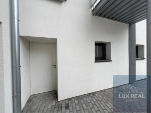 Prodej bytu 1+kk, Lomnice, Dlouhá, 30 m2