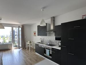 Pronájem bytu 1+kk, Praha - Stodůlky, Svitákova, 32 m2