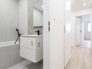 Prodej bytu 4+kk, Praha - Řepy, Španielova, 81 m2