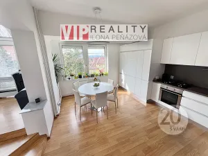 Pronájem vícegeneračního domu, Brno, Březinova, 362 m2