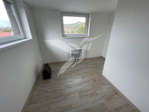 Pronájem bytu 3+kk, Starý Plzenec, Masarykovo náměstí, 50 m2