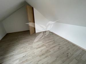 Pronájem bytu 3+kk, Starý Plzenec, Masarykovo náměstí, 50 m2