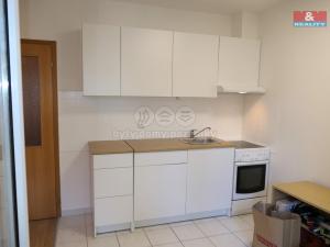 Pronájem bytu 1+kk, Praha - Libeň, Kašparovo náměstí, 28 m2