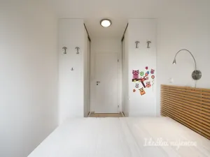 Pronájem bytu 3+kk, Praha - Vinohrady, Nad olšinami, 54 m2