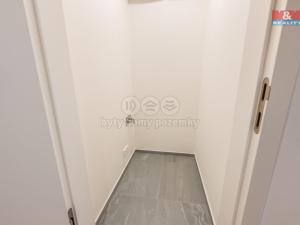 Pronájem bytu 3+kk, Praha, Podbělohorská, 85 m2