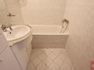 Pronájem bytu 2+kk, Praha - Vysočany, Paříkova, 56 m2