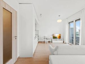 Pronájem bytu 1+kk, Praha - Chodov, Šternovská, 33 m2