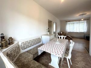Prodej rodinného domu, Želiv, 244 m2
