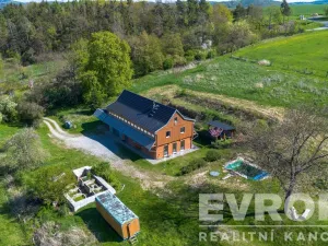 Prodej komerční nemovitosti, Bojanovice - Senešnice, Senešnice, 260 m2