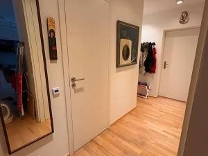 Pronájem bytu 2+kk, Praha - Smíchov, 50 m2