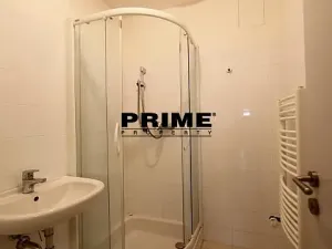 Pronájem kanceláře, Praha - Smíchov, Štefánikova, 129 m2
