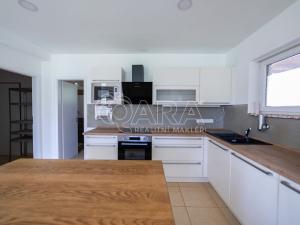 Prodej vícegeneračního domu, Tachlovice, Olivová, 290 m2