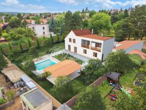 Prodej rodinného domu, Tachlovice, Olivová, 290 m2