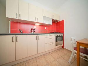 Pronájem bytu 2+1, Praha - Veleslavín, Na Petřinách, 55 m2