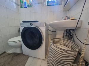 Pronájem bytu 2+kk, Praha - Nusle, Na Veselí, 35 m2