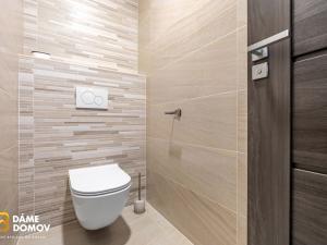 Prodej rodinného domu, Machová, 182 m2