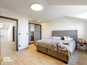 Prodej rodinného domu, Machová, 182 m2