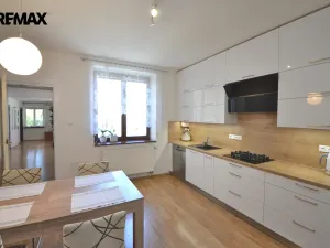 Prodej rodinného domu, Uničov, Masarykovo nám., 307 m2