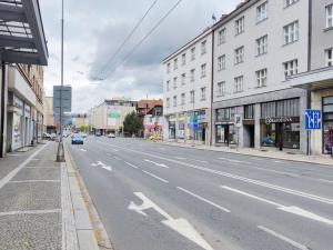 Pronájem obchodního prostoru, Hradec Králové, Střelecká, 186 m2