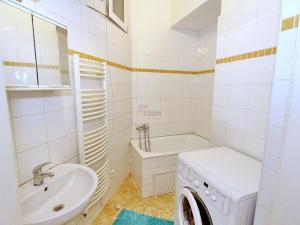 Pronájem bytu 2+kk, Praha - Žižkov, Blahníkova, 56 m2