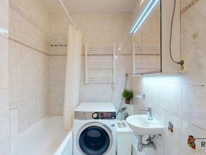 Prodej bytu 3+kk, Praha - Strašnice, Nučická, 66 m2