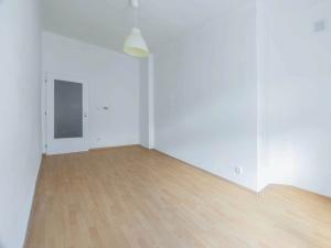 Pronájem bytu 2+kk, Praha - Žižkov, Buchovcova, 45 m2