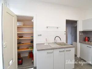 Pronájem bytu 3+1, Brno, Merhautova, 83 m2