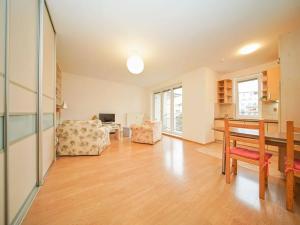Pronájem bytu 1+kk, Praha - Záběhlice, Mattioliho, 36 m2