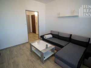 Prodej bytu 2+1, Uherské Hradiště - Jarošov, 52 m2
