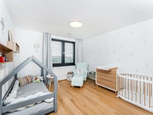 Pronájem bytu 5+kk, Praha - Záběhlice, Nad Chaloupkami, 136 m2