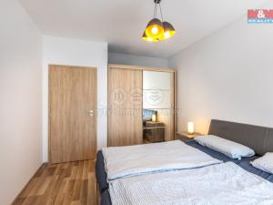 Prodej bytu 2+kk, Praha - Uhříněves, Karla Guta, 47 m2