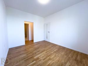 Pronájem bytu 2+kk, Praha - Žižkov, 53 m2