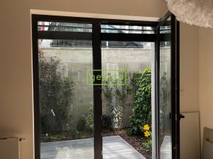 Pronájem bytu 1+kk, Praha - Kobylisy, Pakoměřická, 30 m2