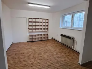 Pronájem obchodního prostoru, Praha - Libeň, Sokolovská, 95 m2