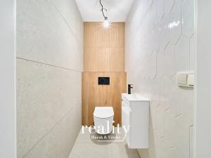 Prodej bytu 4+kk, Znojmo, Jarošova, 135 m2