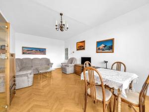 Prodej bytu 3+1, Mariánské Lázně - Úšovice, Mánesova, 61 m2