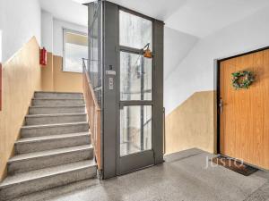 Prodej bytu 3+1, Mariánské Lázně - Úšovice, Mánesova, 61 m2