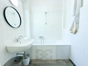 Pronájem bytu 3+kk, Praha - Vršovice, Moskevská, 100 m2