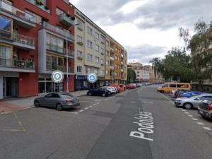 Pronájem garáže, Praha - Podolí, Podolská, 13 m2