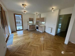 Pronájem bytu 1+kk, Praha - Dolní Měcholupy, Na návsi, 37 m2