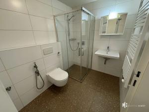 Pronájem bytu 1+kk, Praha - Dolní Měcholupy, Na návsi, 37 m2