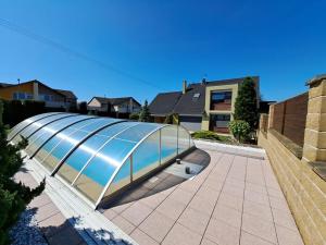 Prodej rodinného domu, Moravany, Švédské kříže, 268 m2
