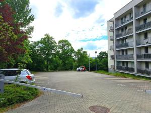 Pronájem garážového stání, Zlín, Březnická, 15 m2